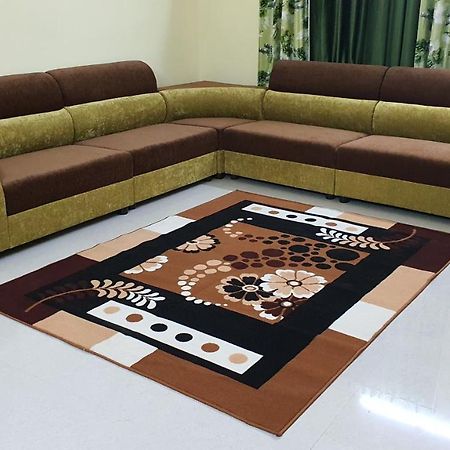 Tirupati Homestay - 2Bhk Ac Family Apartments Near Alipiri And Kapilatheertham - Walk To A2B Veg Restaurant - Wifi - Android Tv - Easy Access To Tirumala エクステリア 写真