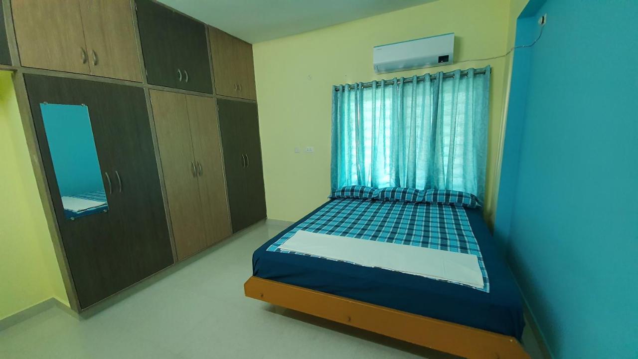Tirupati Homestay - 2Bhk Ac Family Apartments Near Alipiri And Kapilatheertham - Walk To A2B Veg Restaurant - Wifi - Android Tv - Easy Access To Tirumala エクステリア 写真